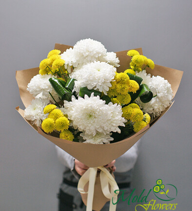 Bouquet of chrysanthemums 'White Symphony' photo 394x433
